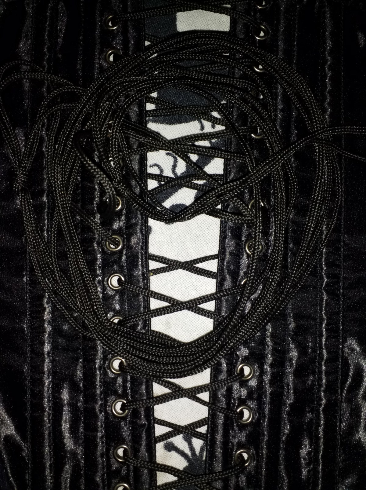 Seshat calls to&nbsp;Thoth.